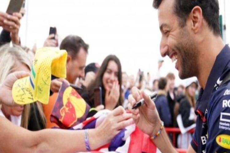 Formula 1: การได้รับที่นั่ง Red Bull คือ ‘เป้าหมายทอง’ ของ Daniel Ricciardo Christian Horner กล่าว